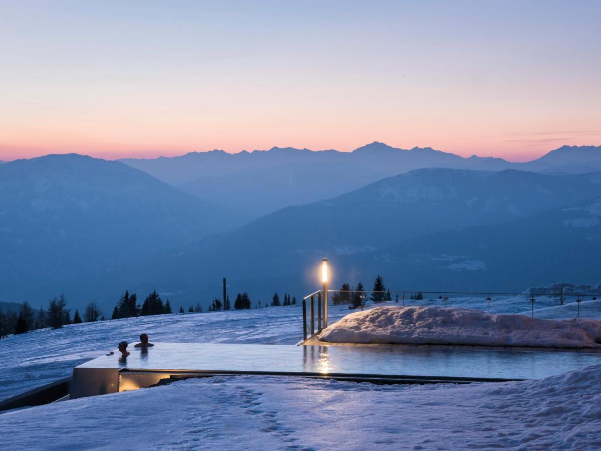 Alpinhotel Pacheiner トレフェン エクステリア 写真