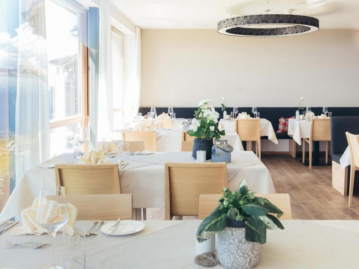 Alpinhotel Pacheiner トレフェン エクステリア 写真