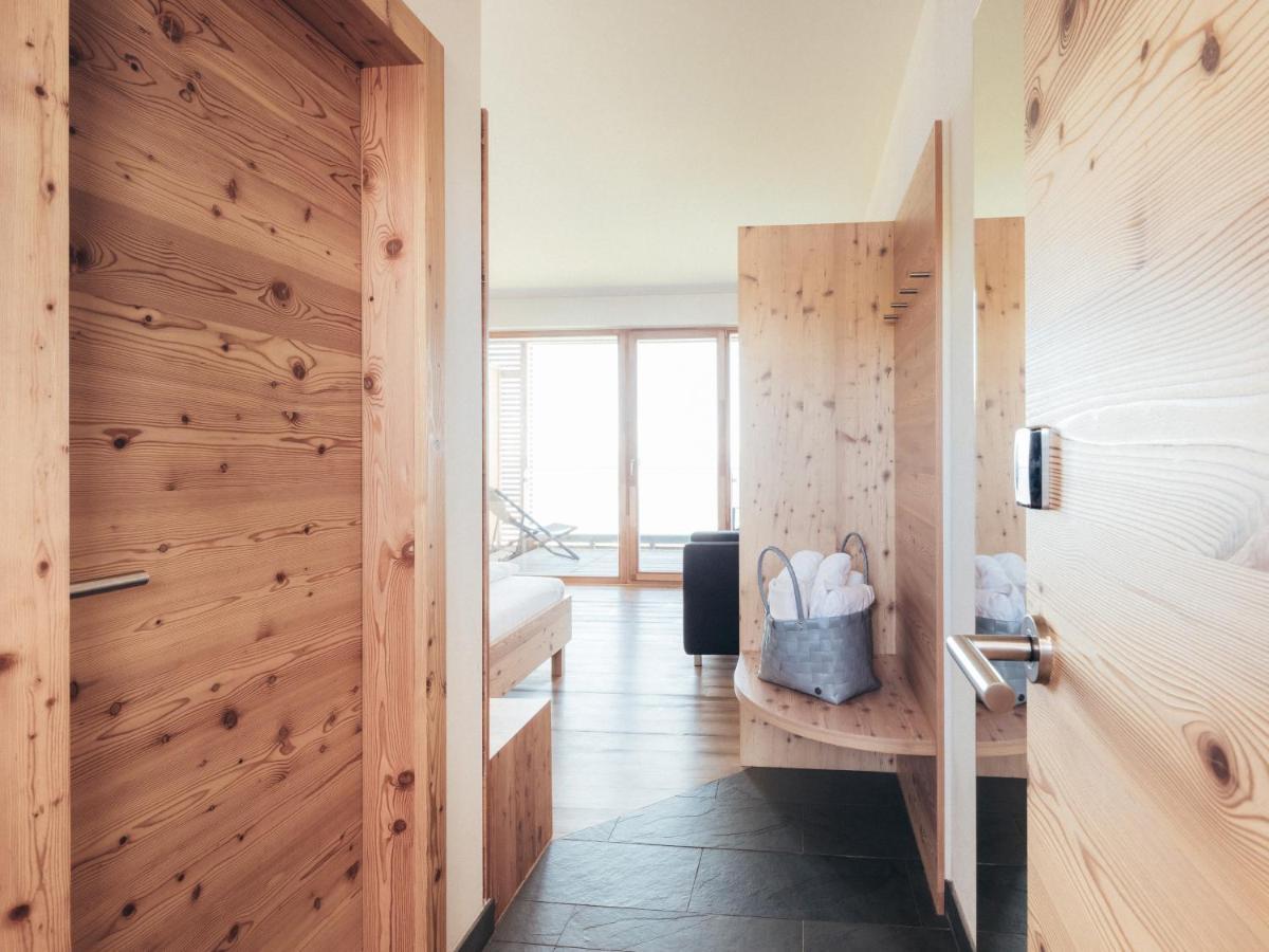 Alpinhotel Pacheiner トレフェン エクステリア 写真