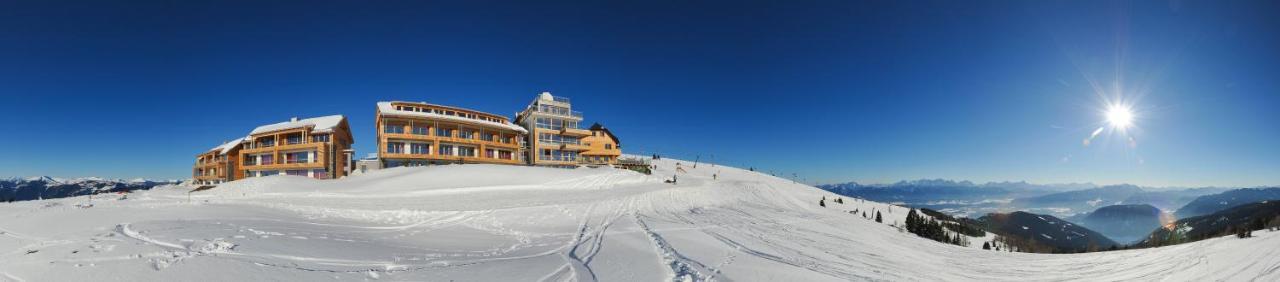 Alpinhotel Pacheiner トレフェン エクステリア 写真