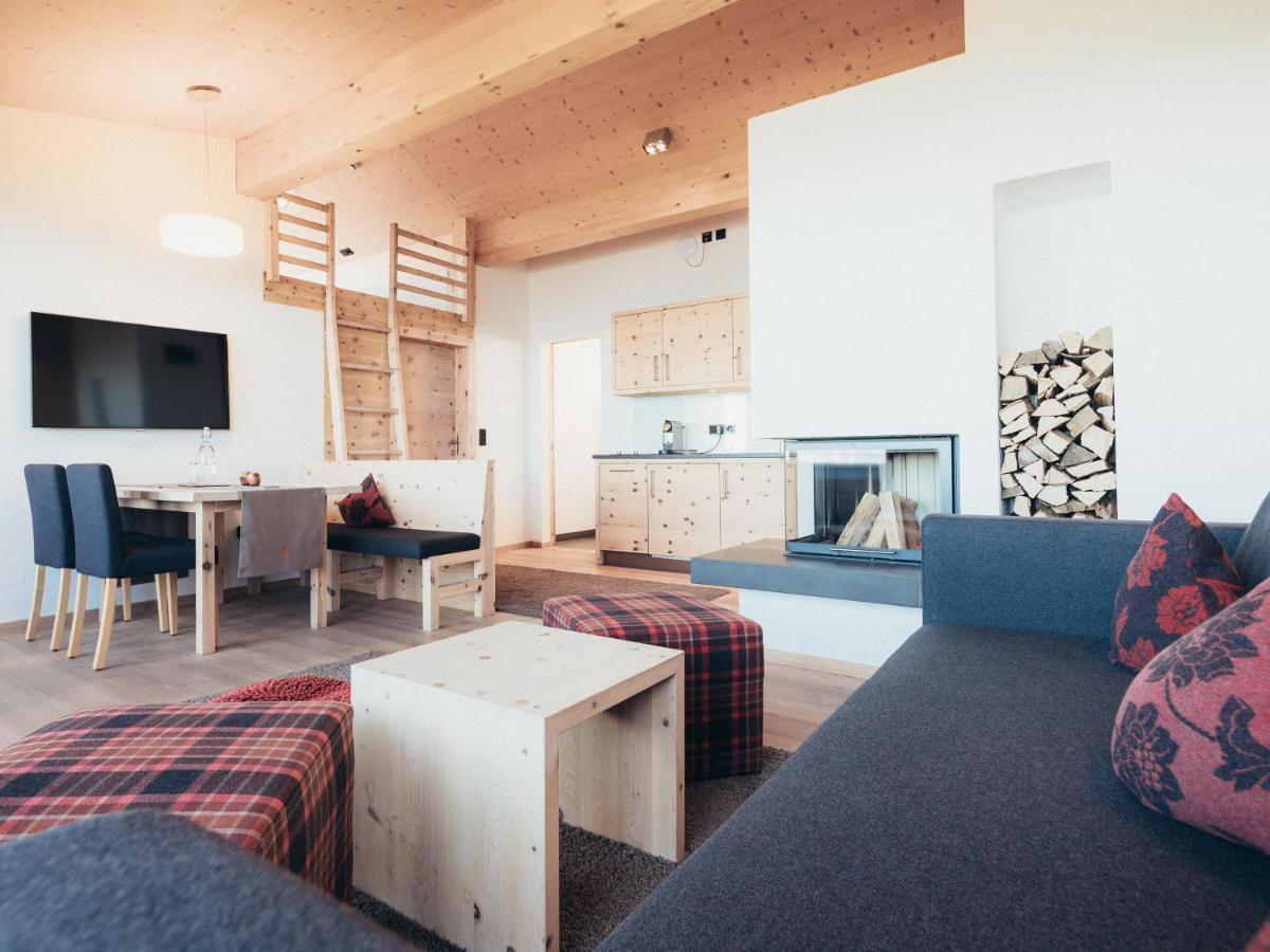 Alpinhotel Pacheiner トレフェン エクステリア 写真